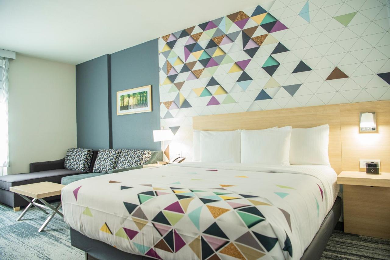 La Quinta Inn & Suites By Wyndham Lake City Kültér fotó